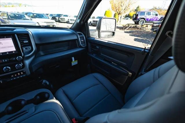 2026 Ram 3500 Tradesman Crew Cab 4x4 8' Box