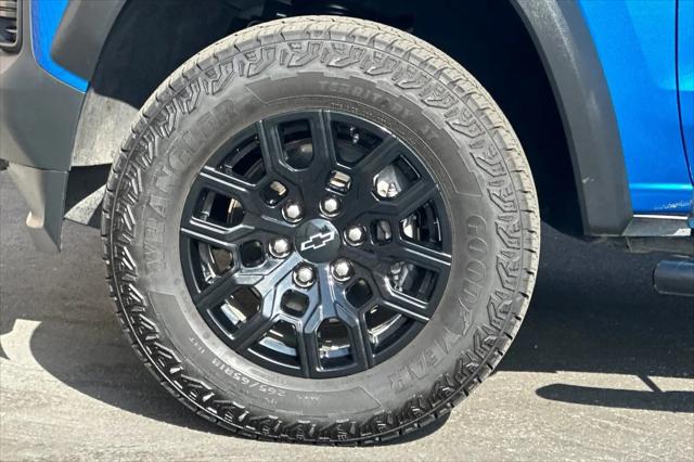 2023 Chevrolet Colorado 4WD Crew Cab Short Box Trail Boss