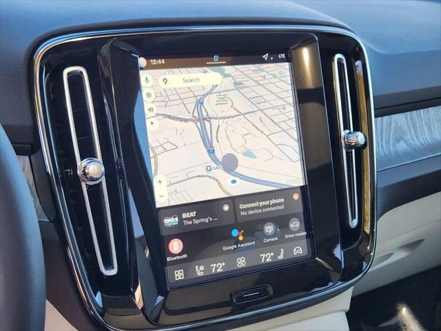 2026 Volvo XC40 Ultra, B5 AWD Gas (mild hybrid), Dark
