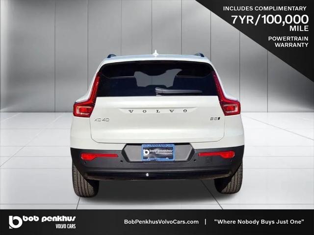 2026 Volvo XC40 Plus, B5 AWD Gas (mild hybrid), Dark