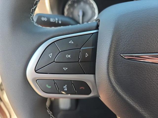 2026 Chrysler Pacifica Select AWD