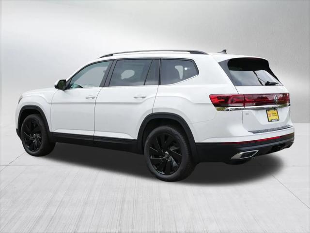 2026 Volkswagen Atlas SE with Technology