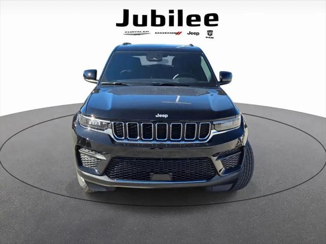 2025 Jeep Grand Cherokee Laredo X 4x2