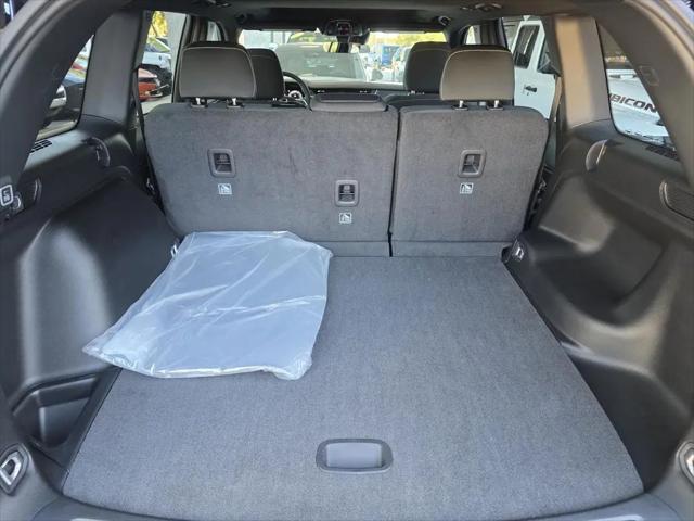 2025 Jeep Grand Cherokee Laredo X 4x2