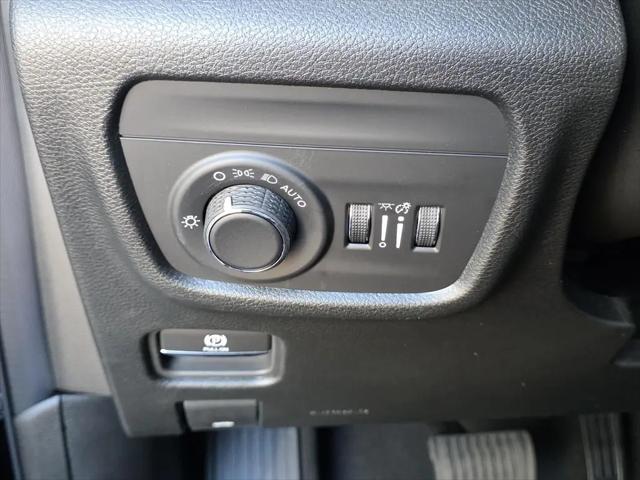 2025 Jeep Grand Cherokee Laredo X 4x2