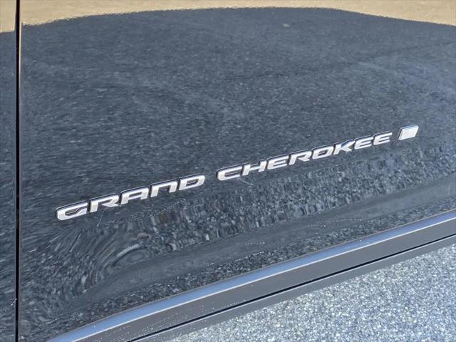 2025 Jeep Grand Cherokee Laredo X 4x2