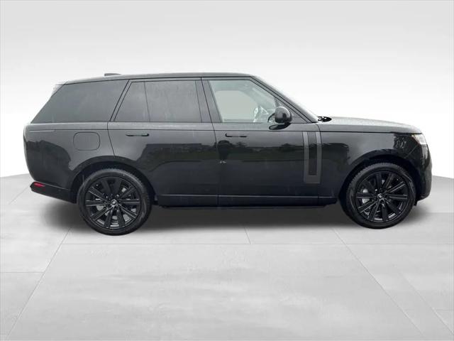 2025 Land Rover Range Rover P550e SE