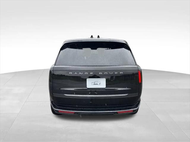 2025 Land Rover Range Rover P550e SE