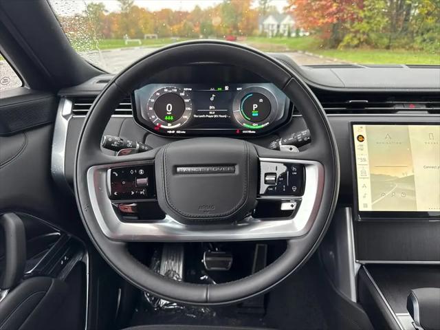 2025 Land Rover Range Rover P550e SE
