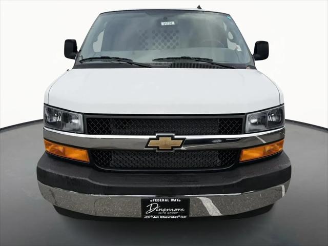 2025 Chevrolet Express Cargo Van RWD 2500 Regular Wheelbase WT