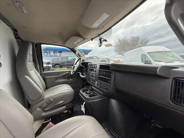 2025 Chevrolet Express Cargo Van RWD 2500 Regular Wheelbase WT