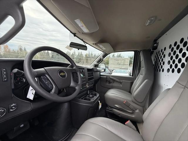 2025 Chevrolet Express Cargo Van RWD 2500 Regular Wheelbase WT