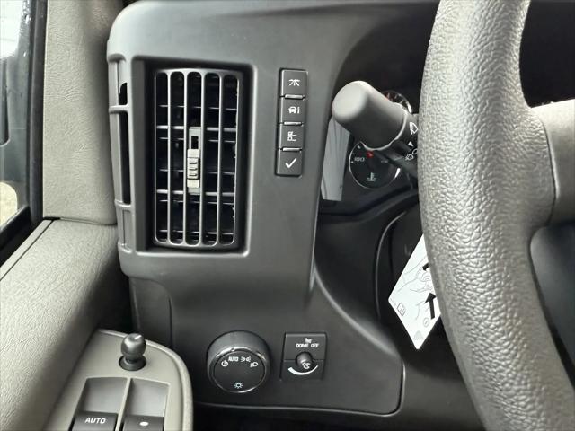 2025 Chevrolet Express Cargo Van RWD 2500 Regular Wheelbase WT