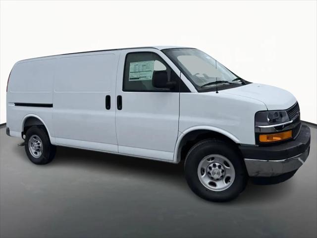 2025 Chevrolet Express Cargo Van RWD 2500 Regular Wheelbase WT