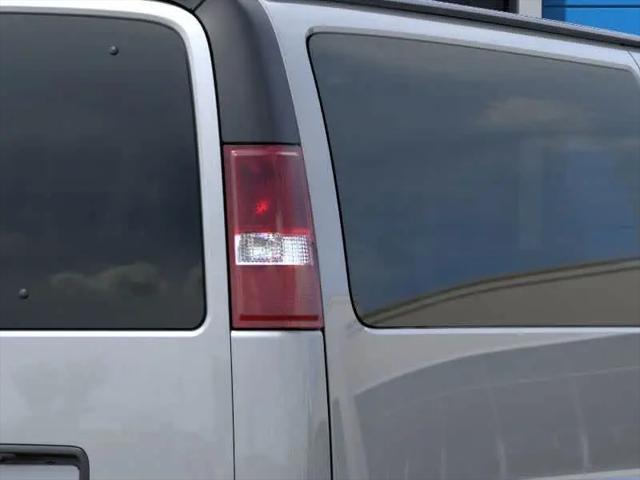 2025 GMC Savana Passenger RWD 3500 Extended Wheelbase LT