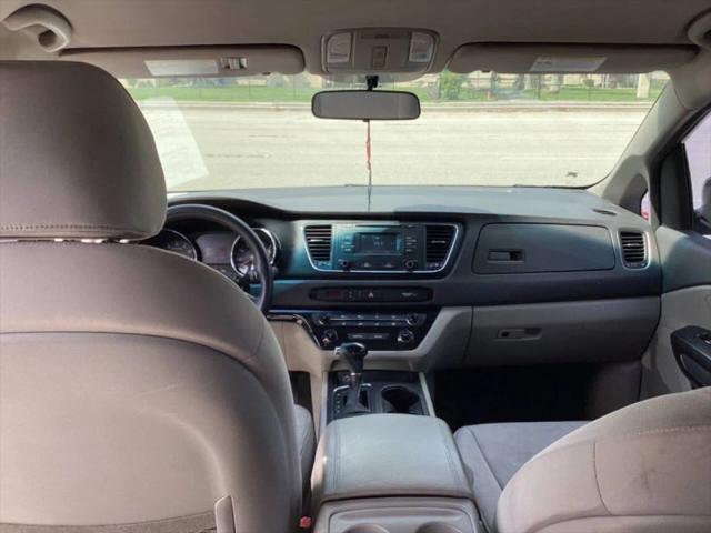 2016 Kia Sedona L