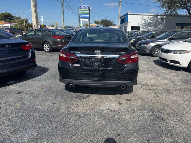 2017 Nissan Altima 2.5 SR