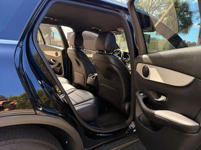 2021 Mercedes-Benz GLC SUV