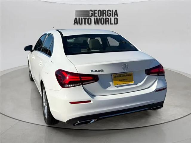 2019 Mercedes-Benz A 220 A 220