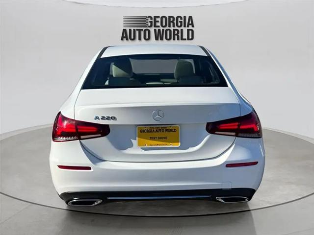 2019 Mercedes-Benz A 220 A 220