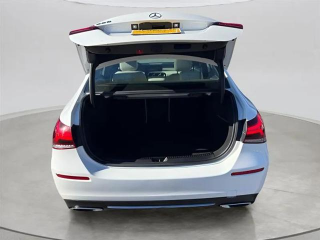 2019 Mercedes-Benz A 220 A 220