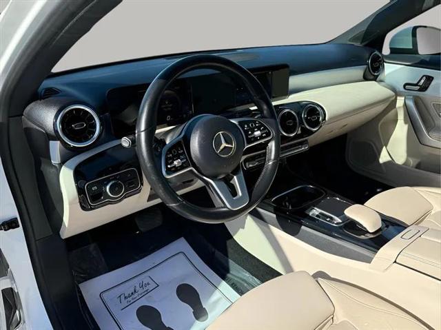 2019 Mercedes-Benz A 220 A 220