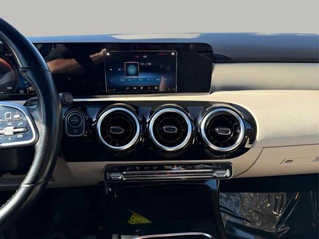 2019 Mercedes-Benz A 220 A 220