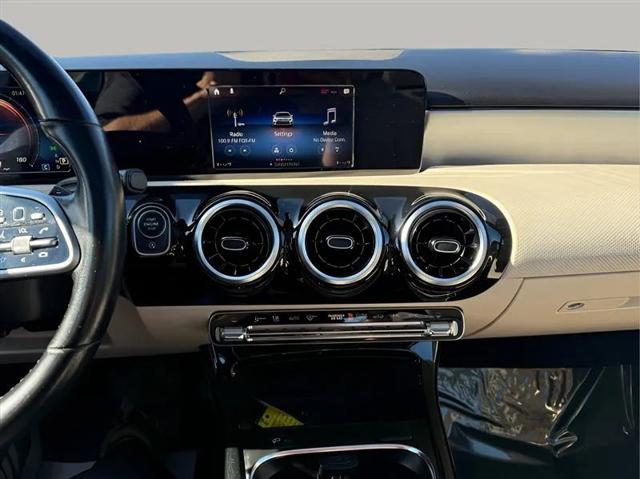 2019 Mercedes-Benz A 220 A 220