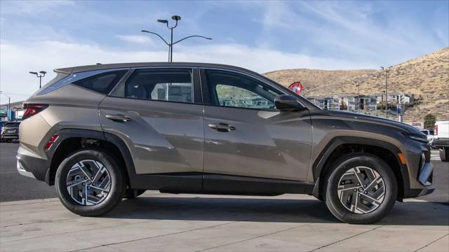 2026 Hyundai Tucson Hybrid Blue SE