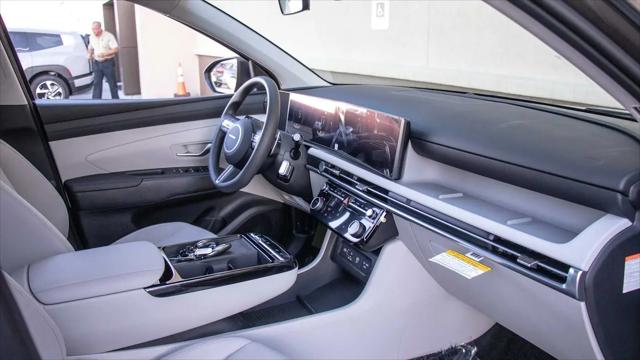 2026 Hyundai Tucson Hybrid Blue SE