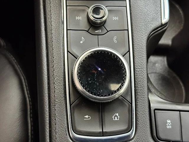 2023 Cadillac XT4 FWD Premium Luxury