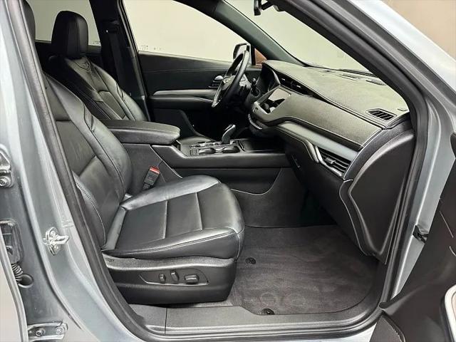 2023 Cadillac XT4 FWD Premium Luxury