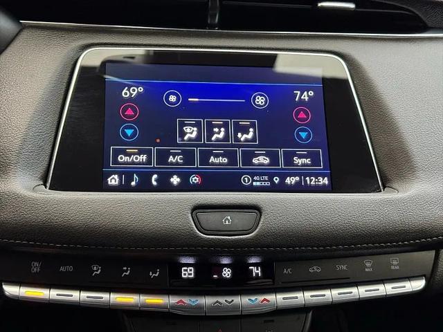 2023 Cadillac XT4 FWD Premium Luxury