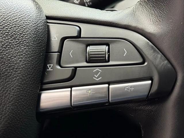2023 Cadillac XT4 FWD Premium Luxury