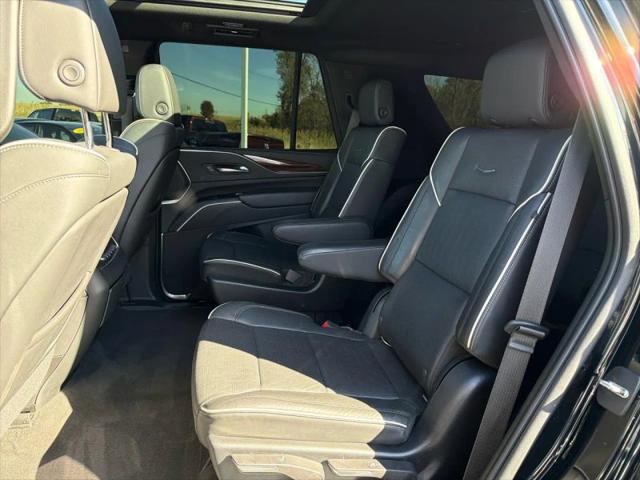 2022 Cadillac Escalade 4WD Premium Luxury
