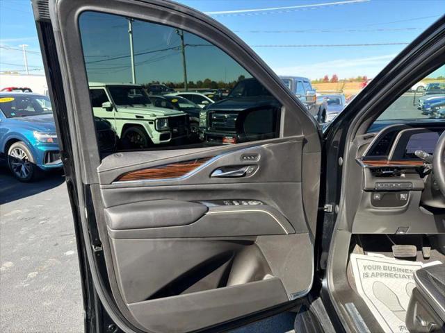 2022 Cadillac Escalade 4WD Premium Luxury