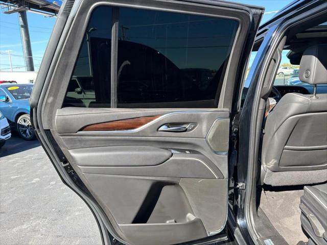 2022 Cadillac Escalade 4WD Premium Luxury