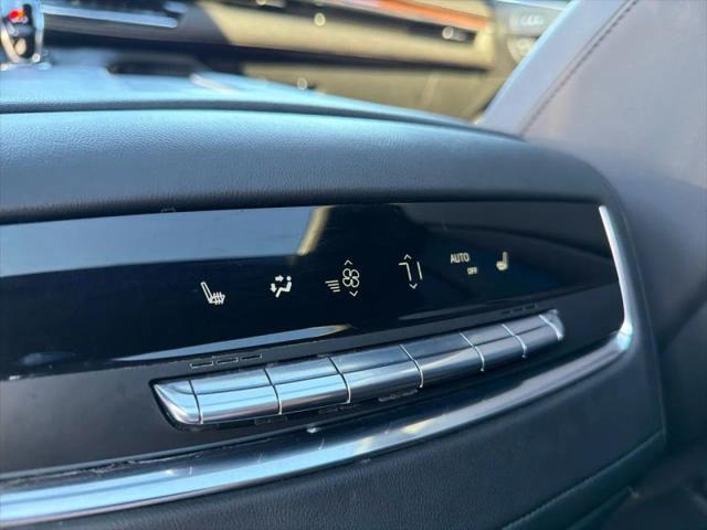 2022 Cadillac Escalade 4WD Premium Luxury