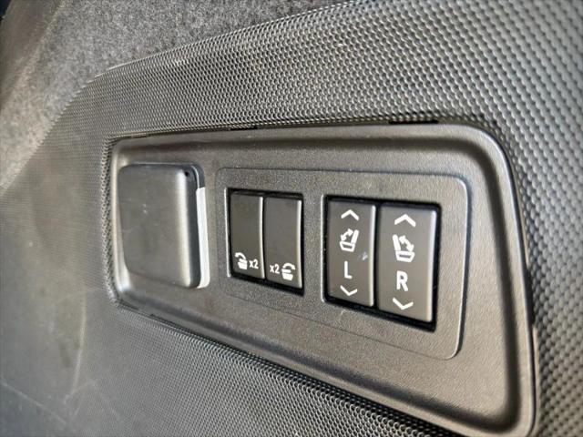2022 Cadillac Escalade 4WD Premium Luxury