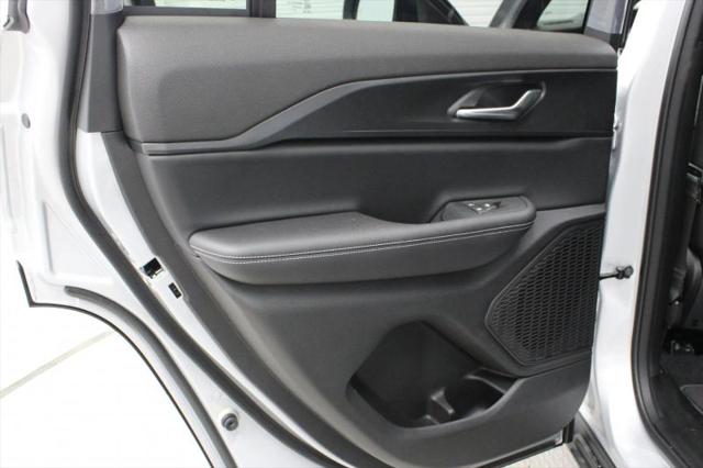 2025 Jeep Grand Cherokee Laredo X 4x2
