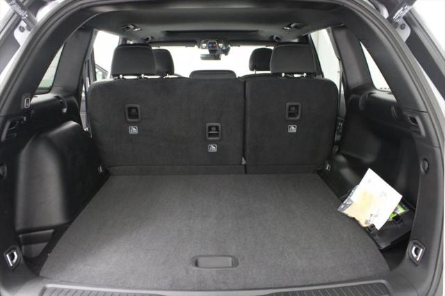 2025 Jeep Grand Cherokee Laredo X 4x2