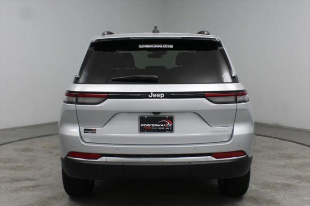 2025 Jeep Grand Cherokee Laredo X 4x2