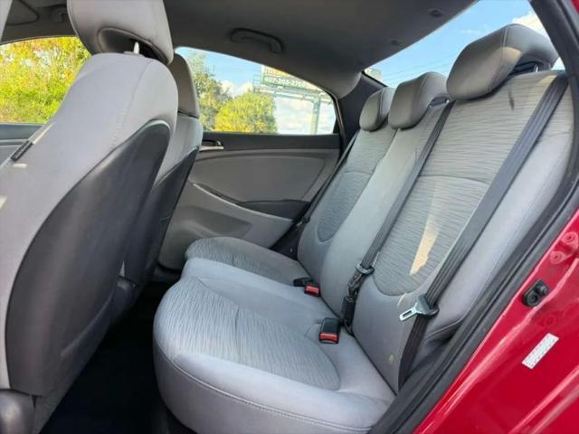 2017 Hyundai Accent SE