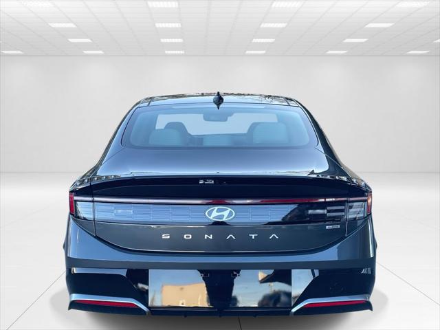 2026 Hyundai Sonata Hybrid SEL