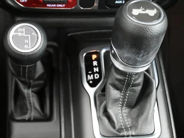 2025 Jeep Wrangler 4-Door Willys 4x4