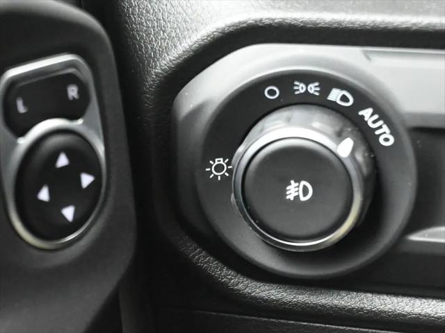 2025 Jeep Wrangler 4-Door Willys 4x4