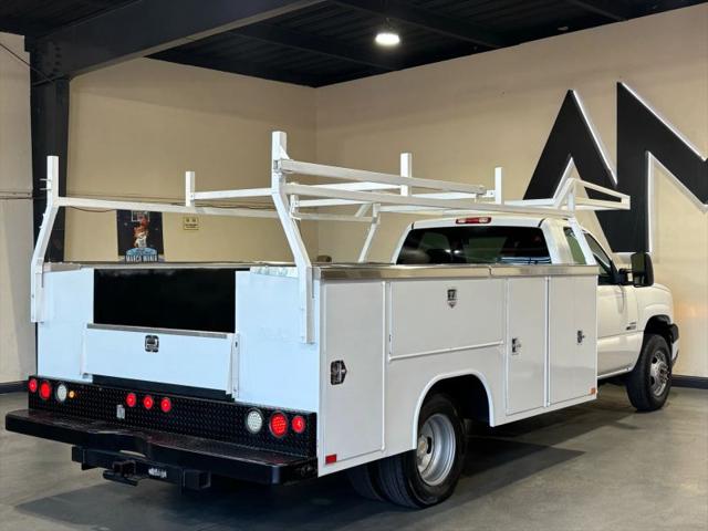 2003 Chevrolet Silverado 3500 Base