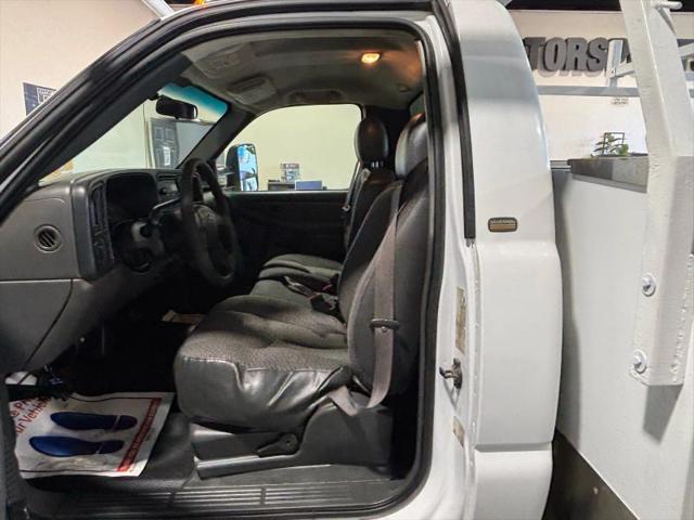 2003 Chevrolet Silverado 3500 Base
