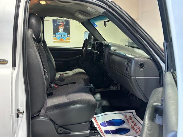 2003 Chevrolet Silverado 3500 Base