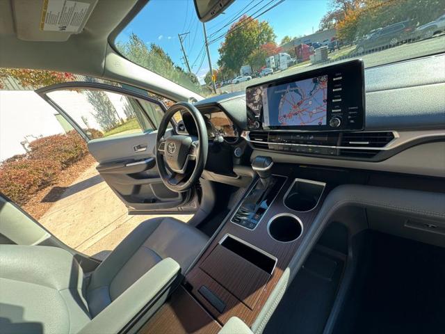 2021 Toyota Sienna XLE